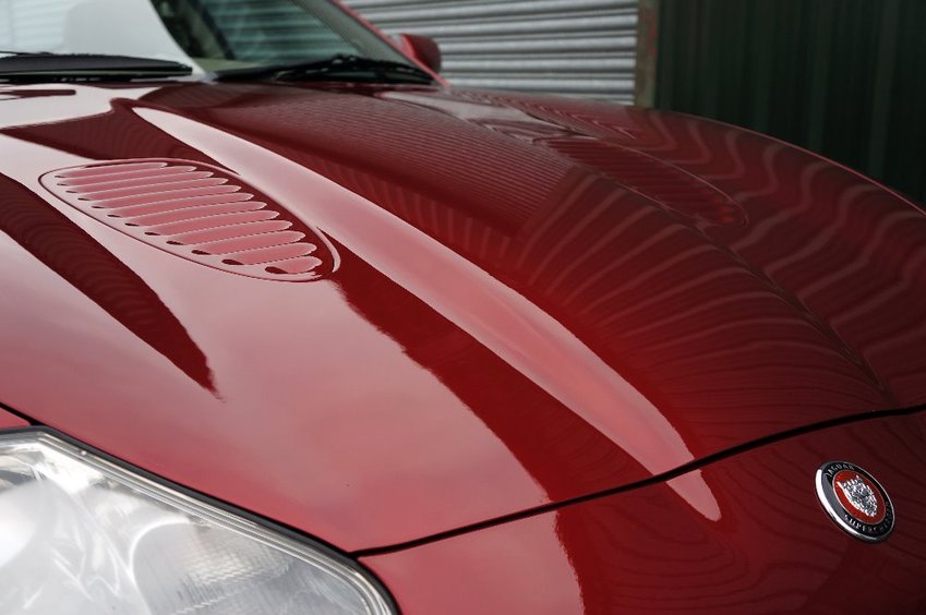 JAGUAR XKR