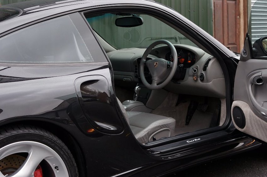 PORSCHE 911 MK 996