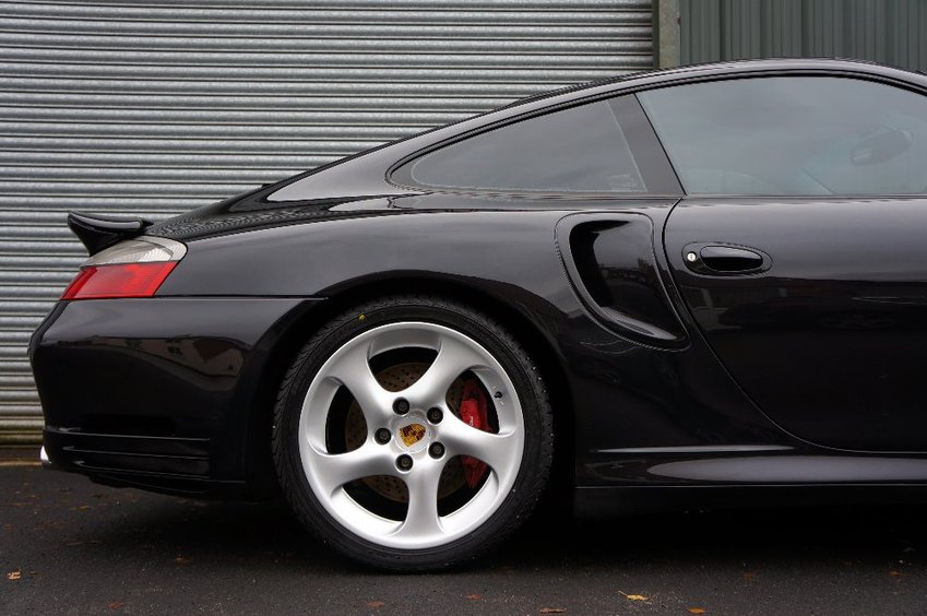 PORSCHE 911 MK 996