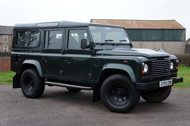 LAND ROVER DEFENDER