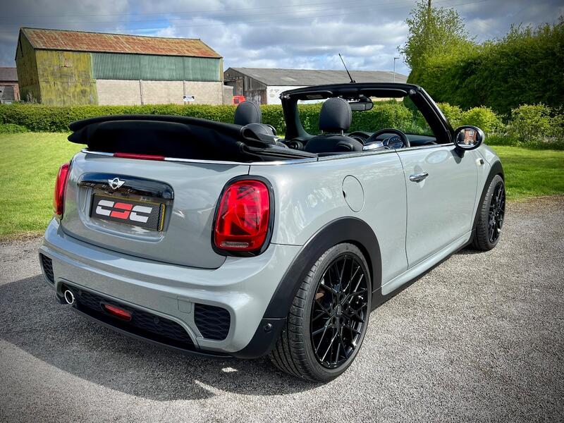 MINI CONVERTIBLE