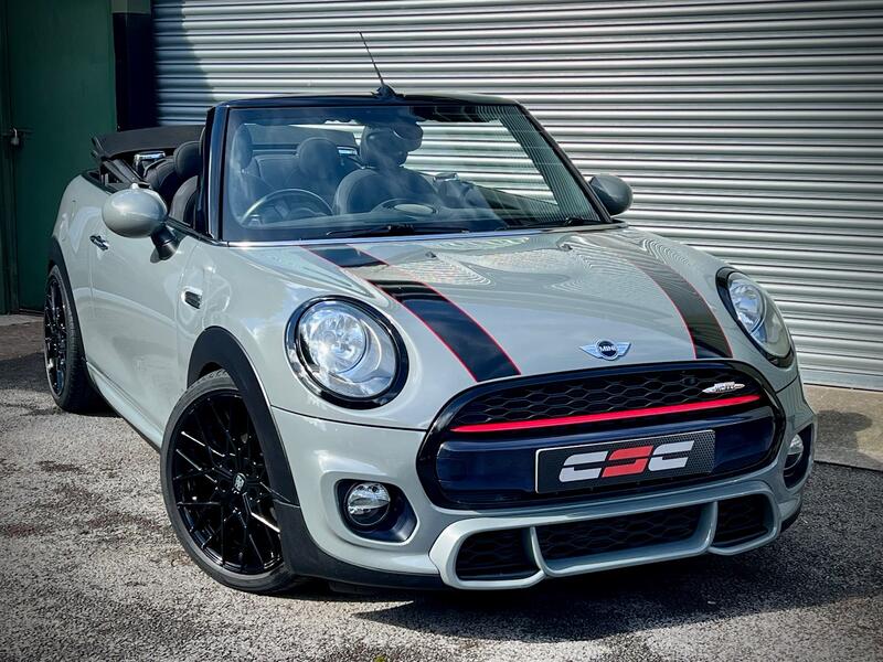 View MINI CONVERTIBLE 1.5 Cooper Convertible