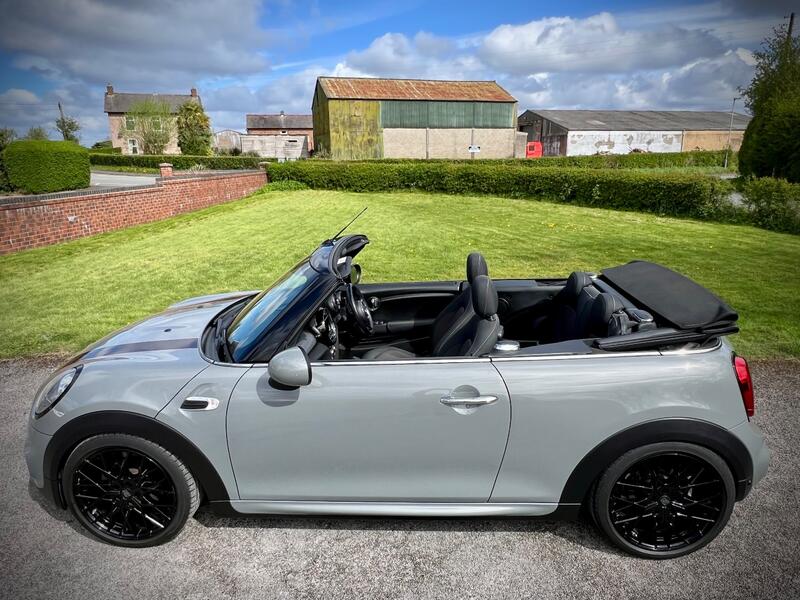 MINI CONVERTIBLE