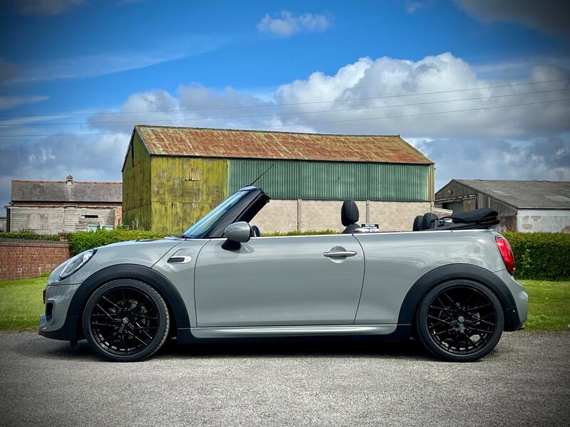 MINI CONVERTIBLE