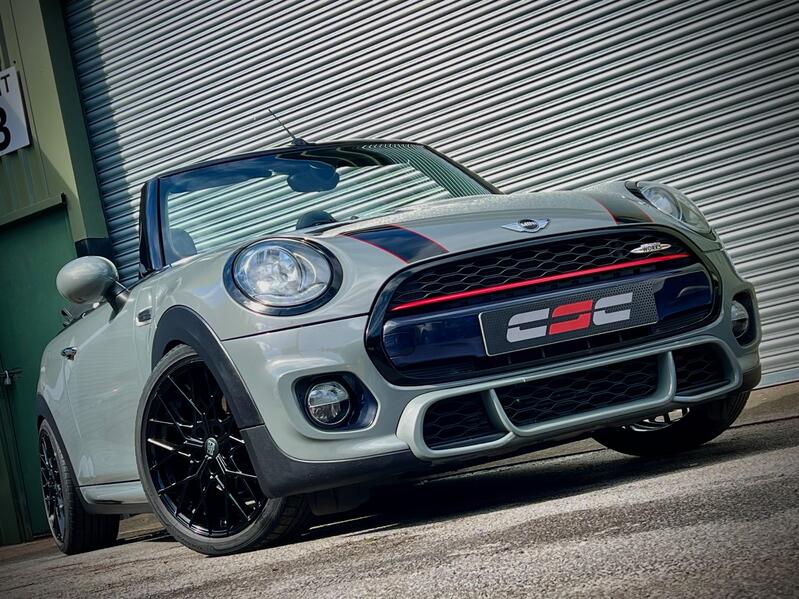 View MINI CONVERTIBLE 1.5 Cooper Convertible