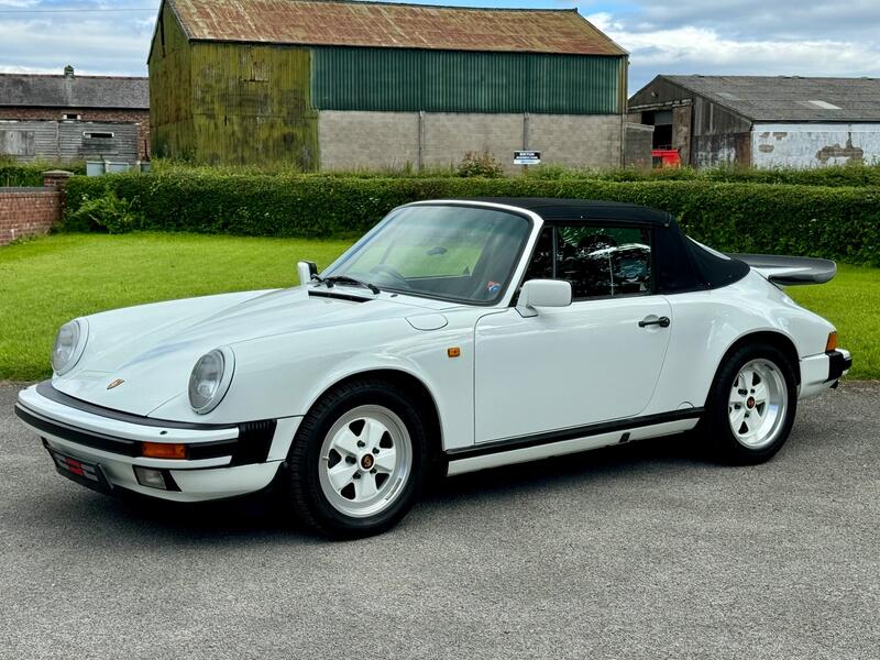PORSCHE 911 CLASSIC