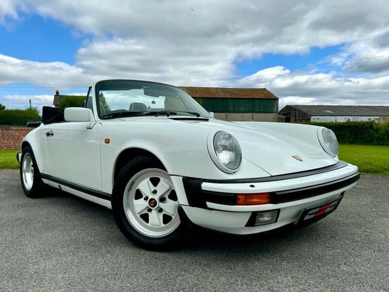 PORSCHE 911 CLASSIC