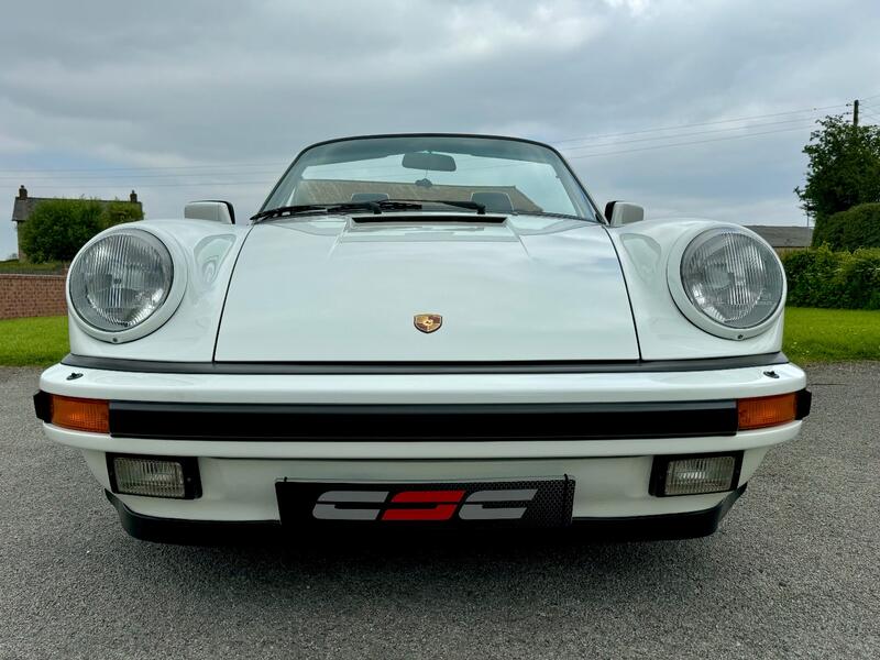 PORSCHE 911 CLASSIC