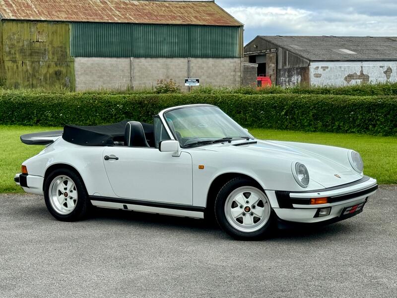 PORSCHE 911 CLASSIC