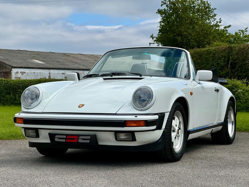 PORSCHE 911 CLASSIC