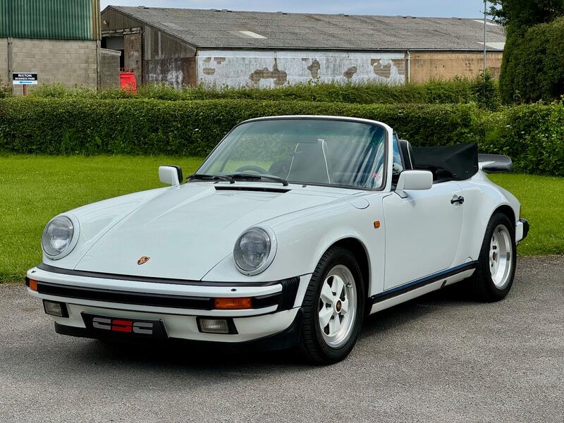 PORSCHE 911 CLASSIC