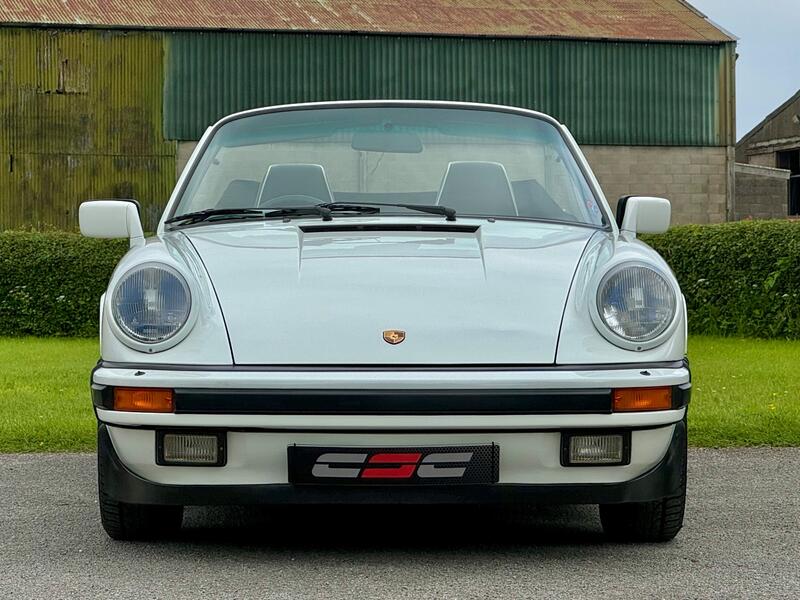 PORSCHE 911 CLASSIC