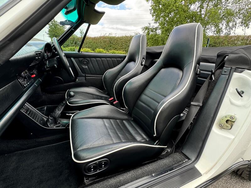 PORSCHE 911 CLASSIC