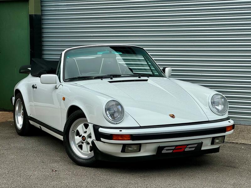 PORSCHE 911 CLASSIC