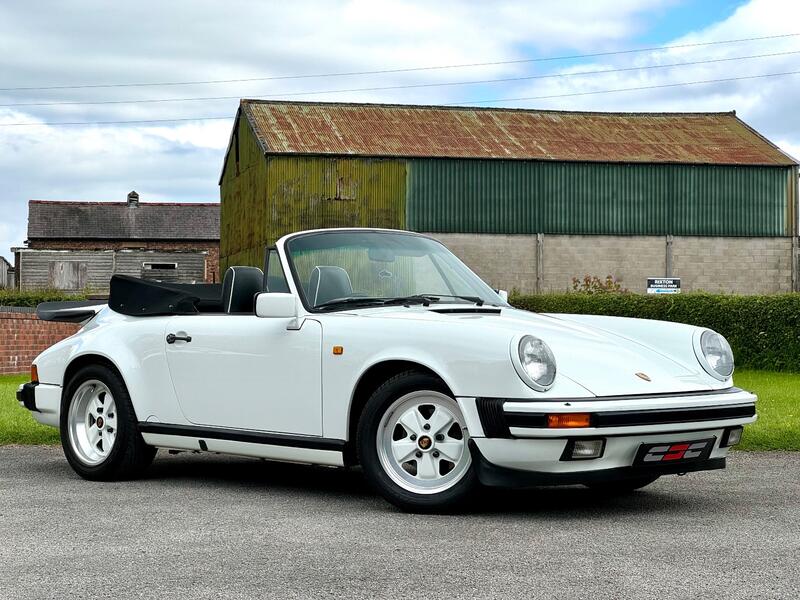 PORSCHE 911 CLASSIC