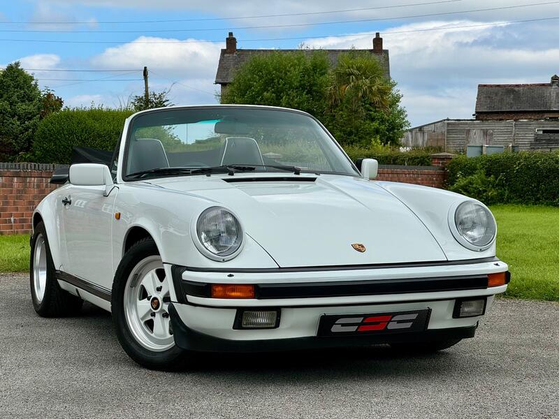 PORSCHE 911 CLASSIC