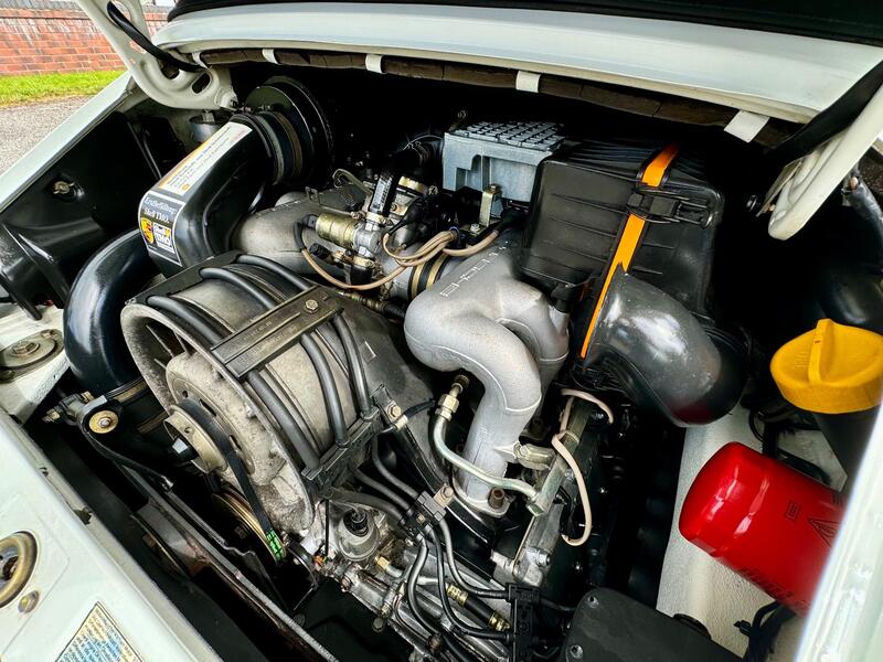 PORSCHE 911 CLASSIC