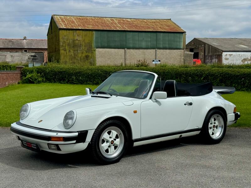 PORSCHE 911 CLASSIC