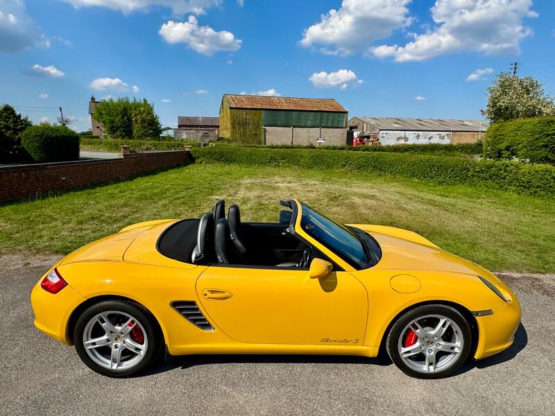 PORSCHE BOXSTER
