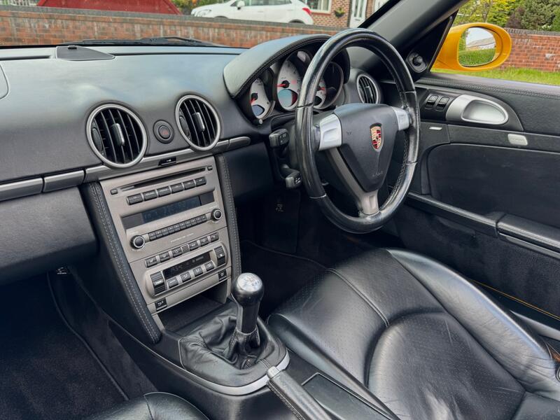 PORSCHE BOXSTER