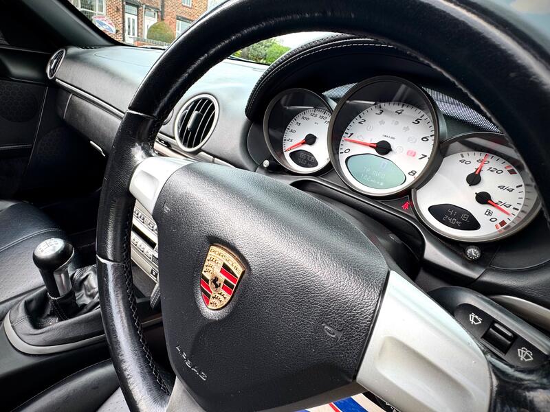 PORSCHE BOXSTER