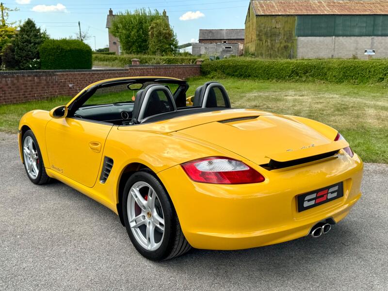 PORSCHE BOXSTER