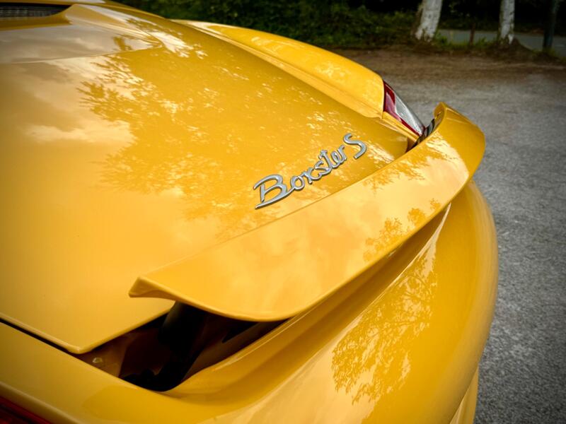 PORSCHE BOXSTER