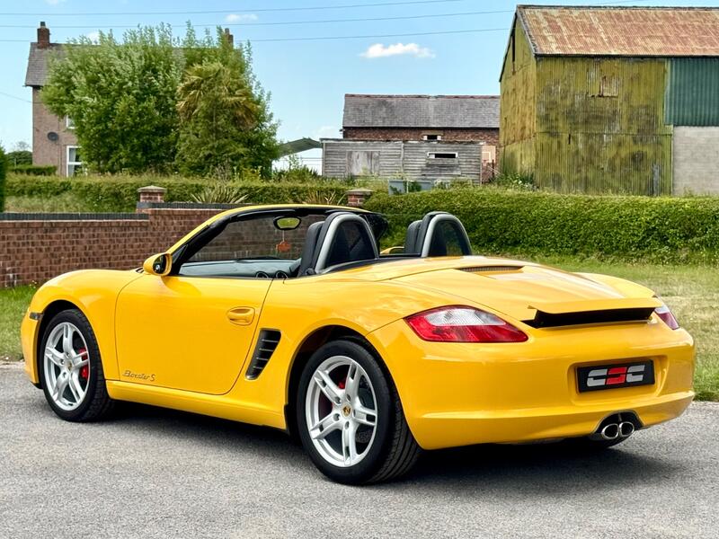 PORSCHE BOXSTER