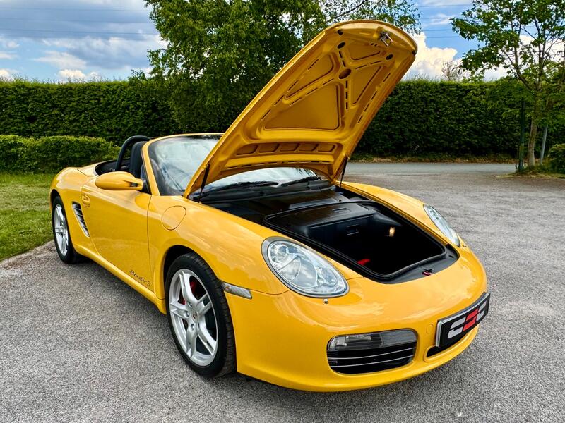 PORSCHE BOXSTER