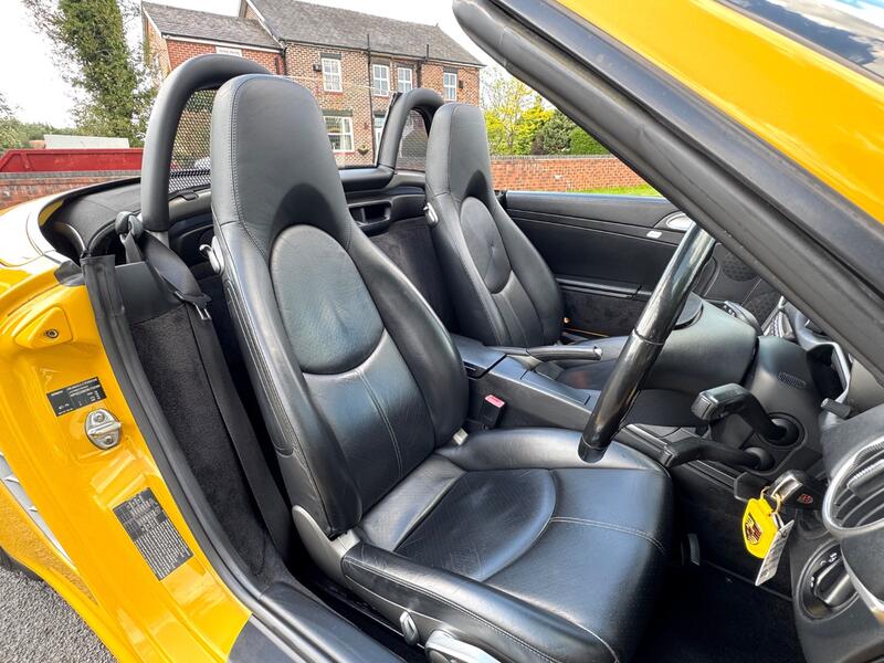 PORSCHE BOXSTER
