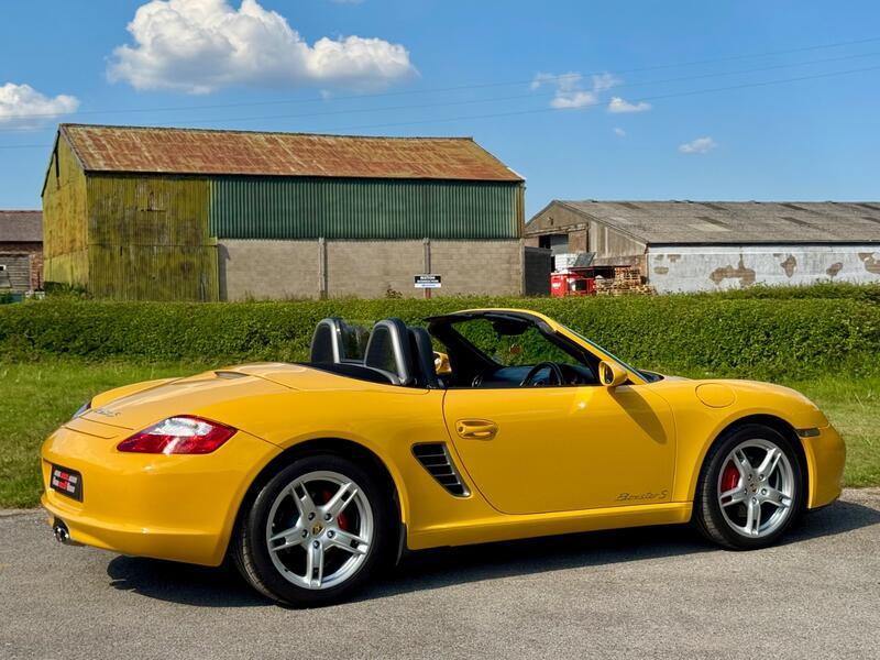 PORSCHE BOXSTER
