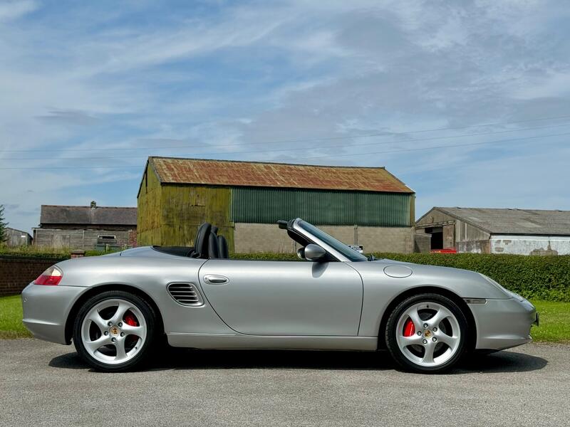 View PORSCHE BOXSTER 986 3.2 S