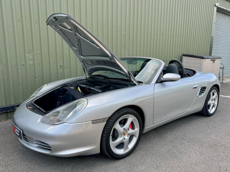 PORSCHE BOXSTER