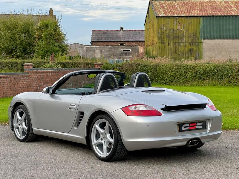 PORSCHE BOXSTER