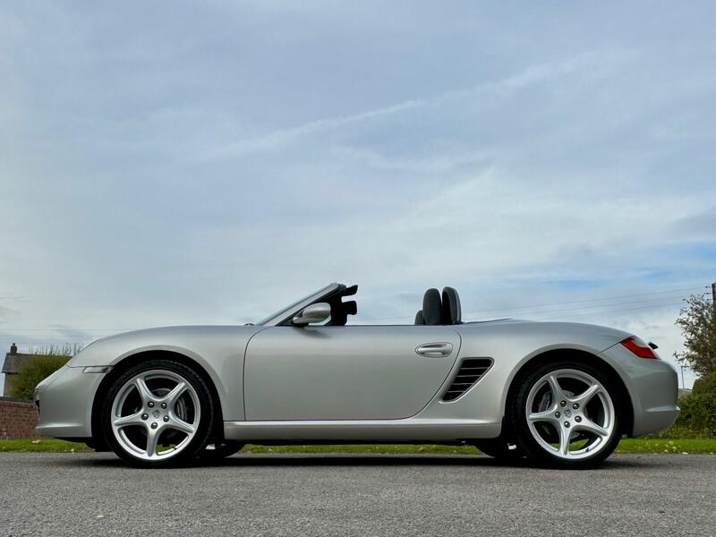 PORSCHE BOXSTER