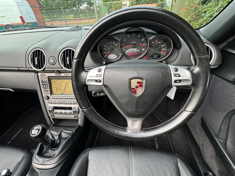 PORSCHE BOXSTER