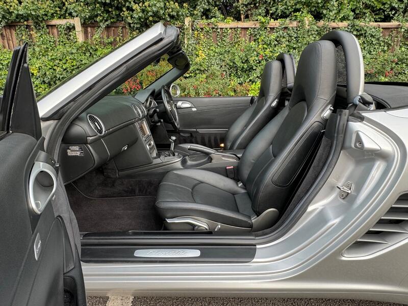 PORSCHE BOXSTER