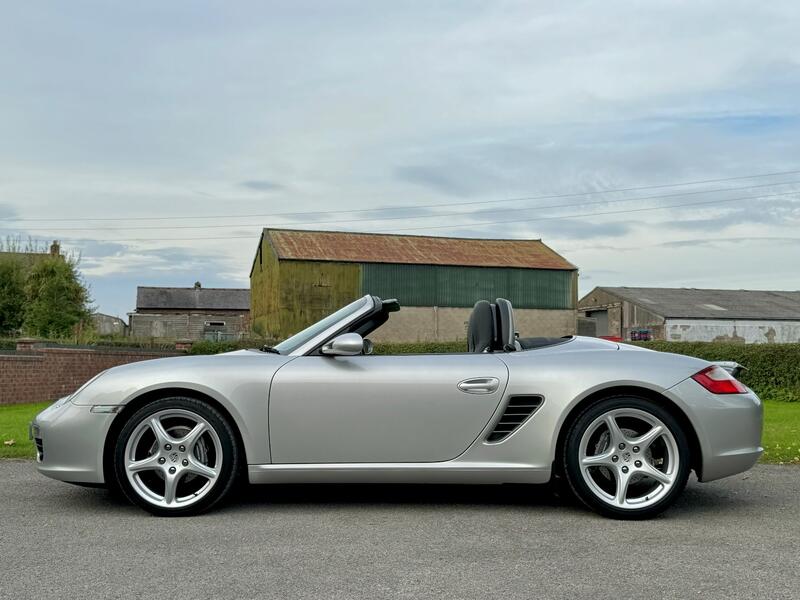 PORSCHE BOXSTER