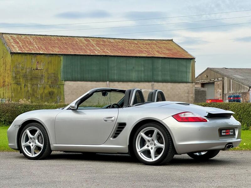 PORSCHE BOXSTER