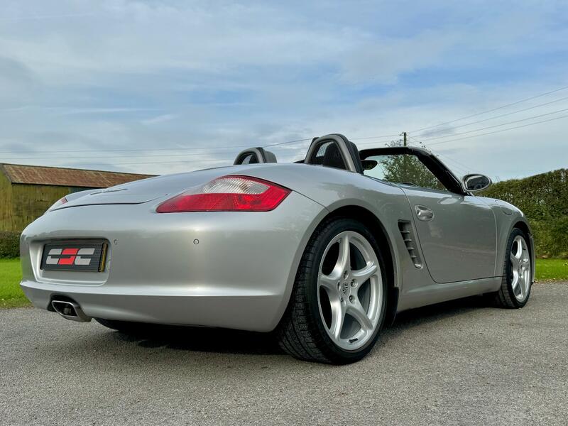 PORSCHE BOXSTER