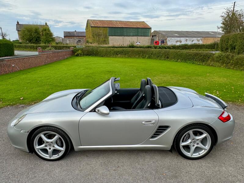 PORSCHE BOXSTER