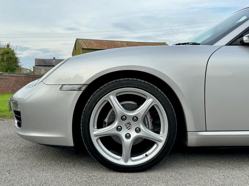 PORSCHE BOXSTER