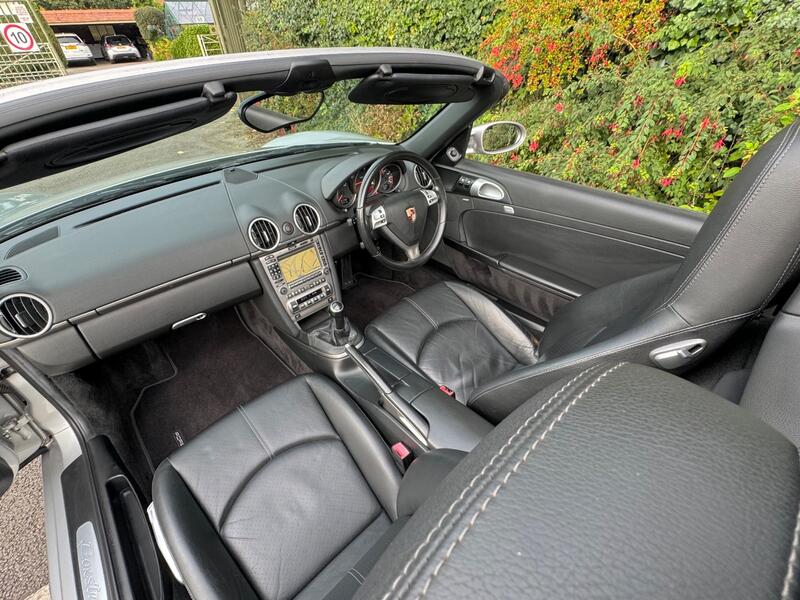 PORSCHE BOXSTER