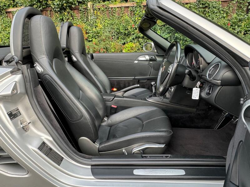 PORSCHE BOXSTER