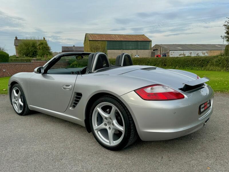 PORSCHE BOXSTER