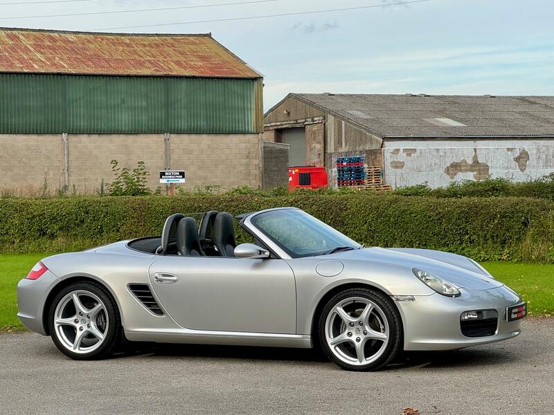 PORSCHE BOXSTER
