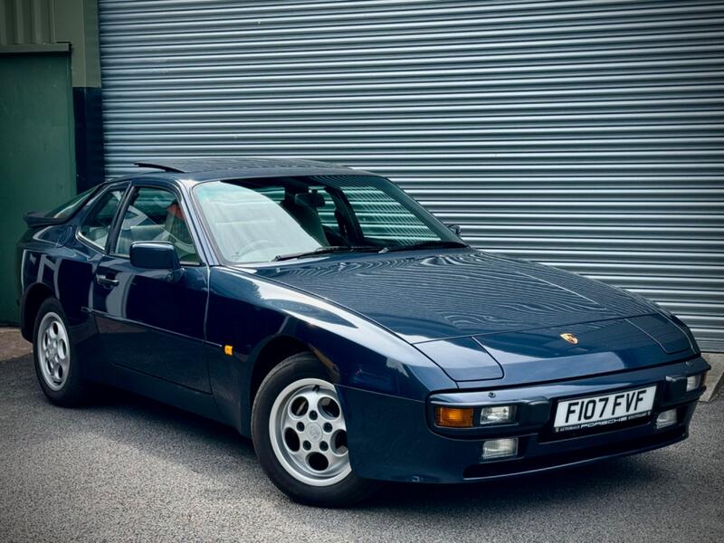 View PORSCHE 944 
