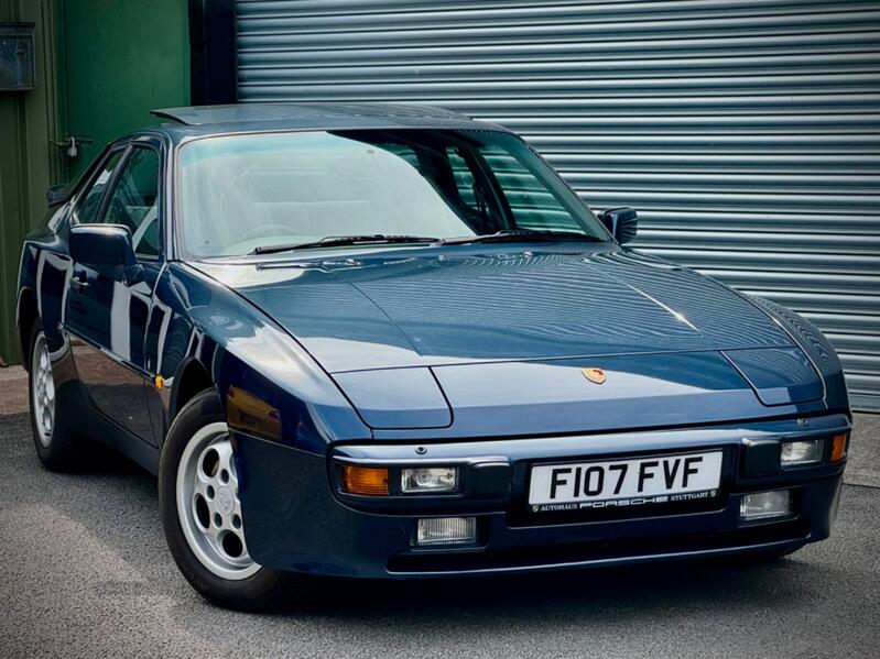 View PORSCHE 944 