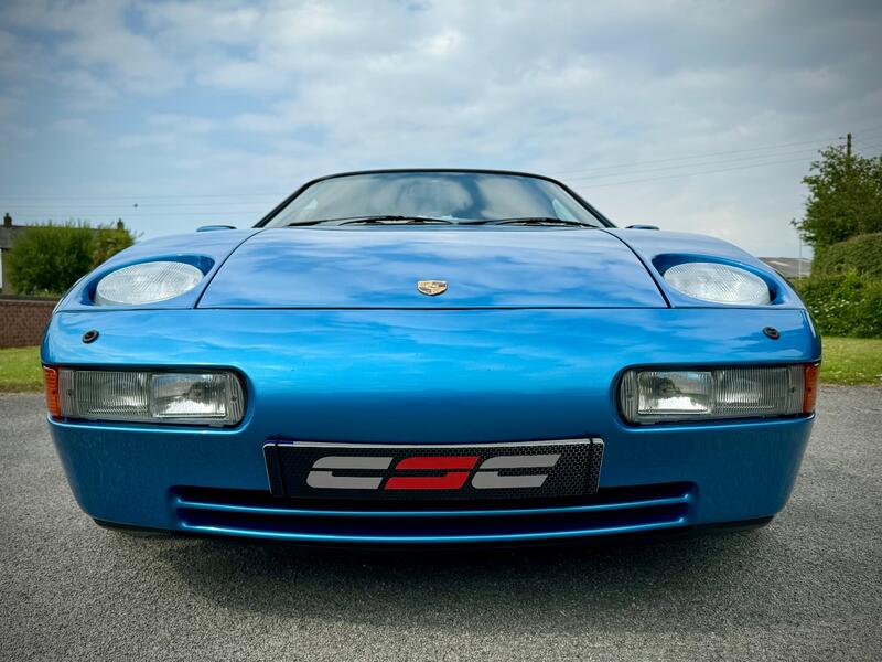 PORSCHE 928