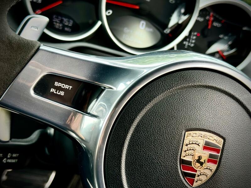 PORSCHE CAYMAN